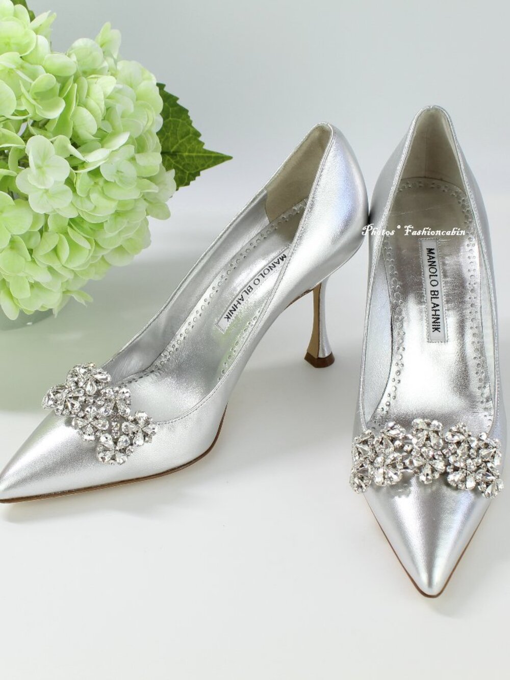NEW Manolo Blahnik Khafina 90 Crystal Metallic Leather Pumps Silver EU 38.5